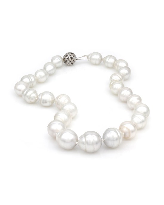 White South Sea Pearl Necklace with Diamond Ball Clasp in Gold