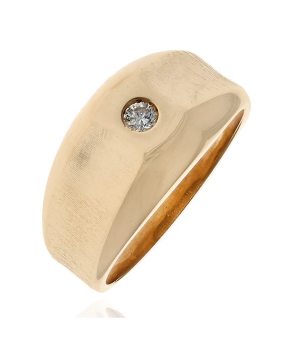 Gentlemen's Diamond Solitaire Tapered Ring in Yellow Gold