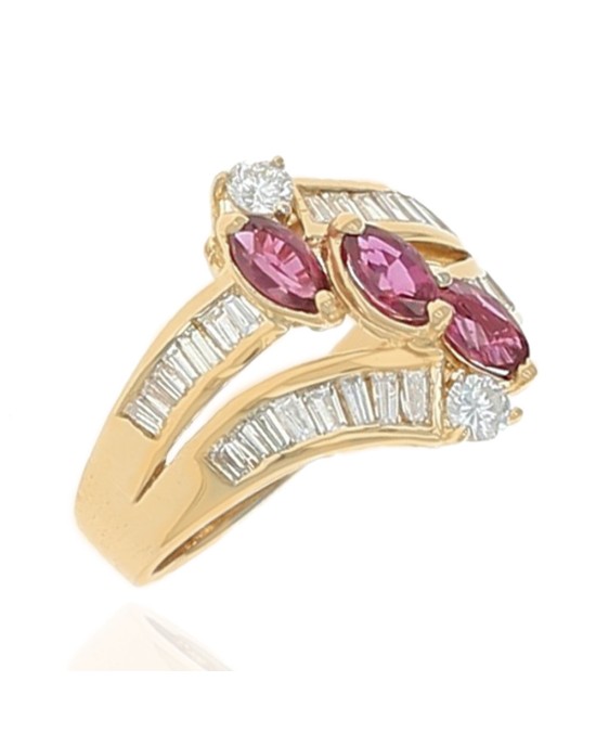 Ruby and Diamond Split Shank Ring in Yellow Gold