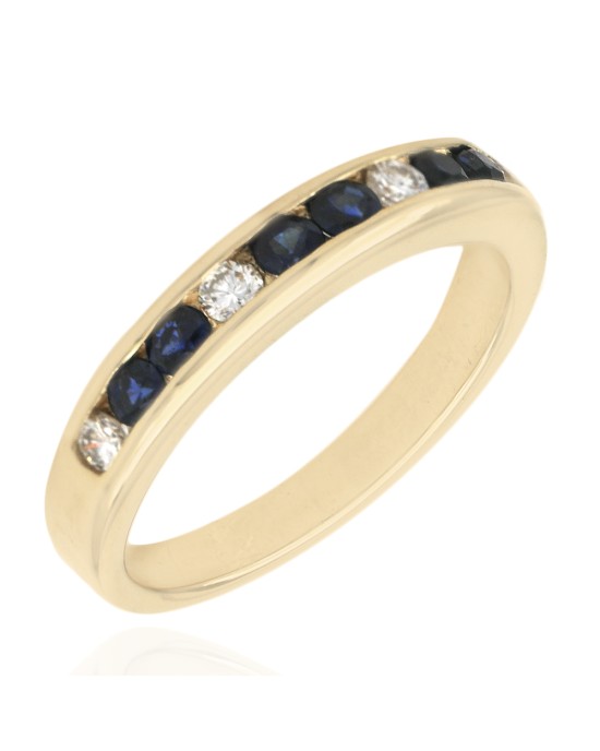 Blue Sapphire and Diamond Tapered Ring in Yellow Gold