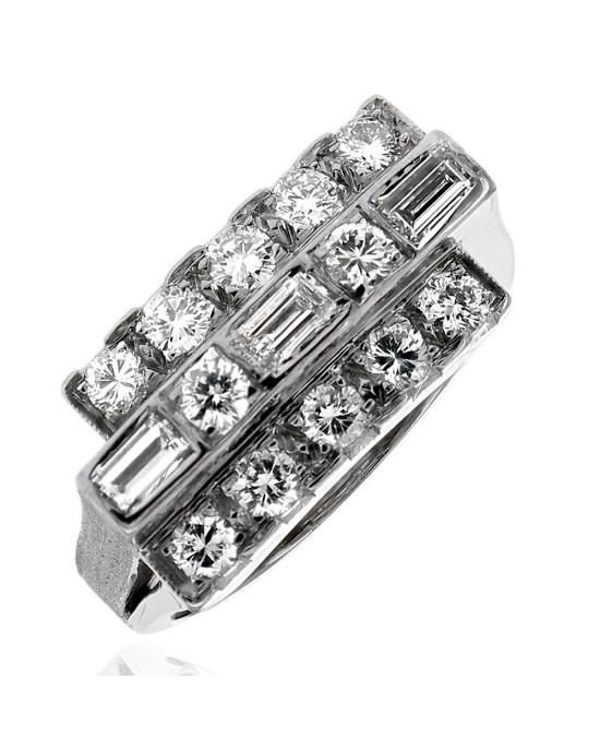 3 Row Round and Baguette Diamonf Staggered Ring